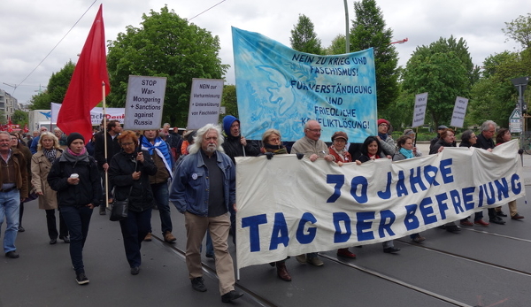 Friedensdemonstration am 10. Mai in Berlin